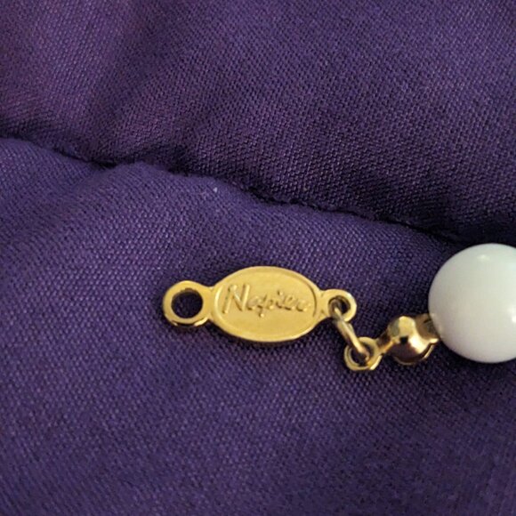 Vintage Napier Triple Strand Beaded Necklace Signed - Picture 2 of 3